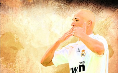 电竞牛热评-佩里西奇传中精准制导