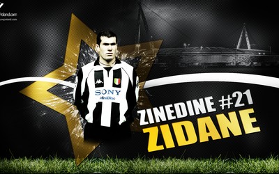 电竞牛热议-孔德赛后点赞球迷